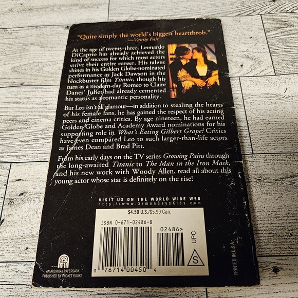 Leonardo DiCaprio Books | Set of 3 | Biographies | Vintage | 90s | Collectibles - Picture 7 of 13